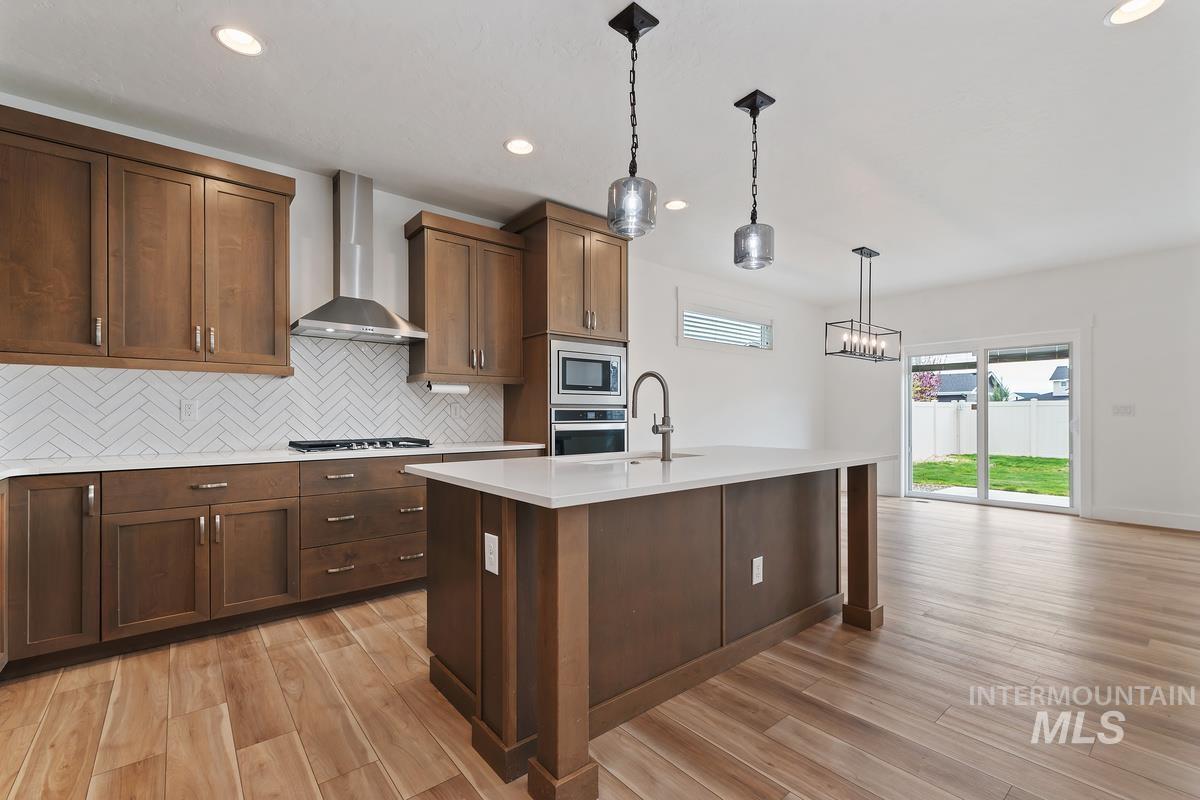 12541 W Shortcreek St.