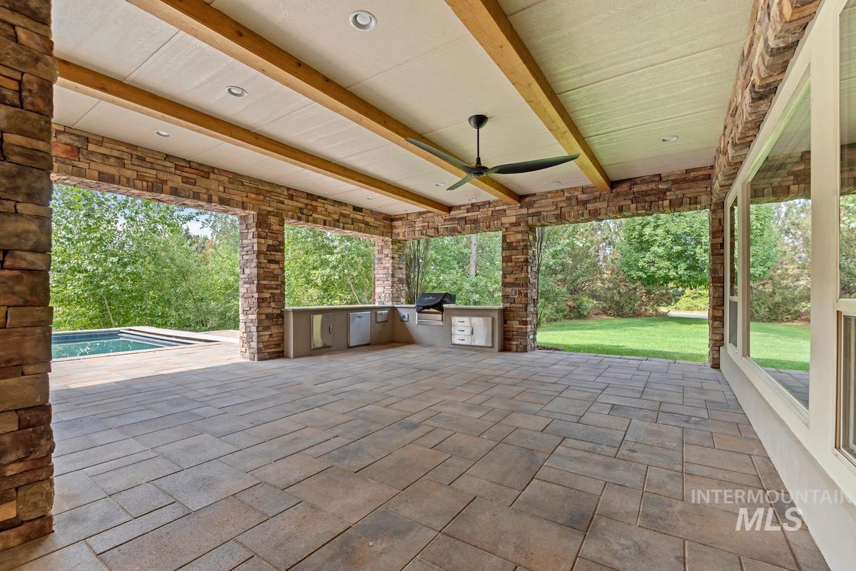 103 S. Alder Ln