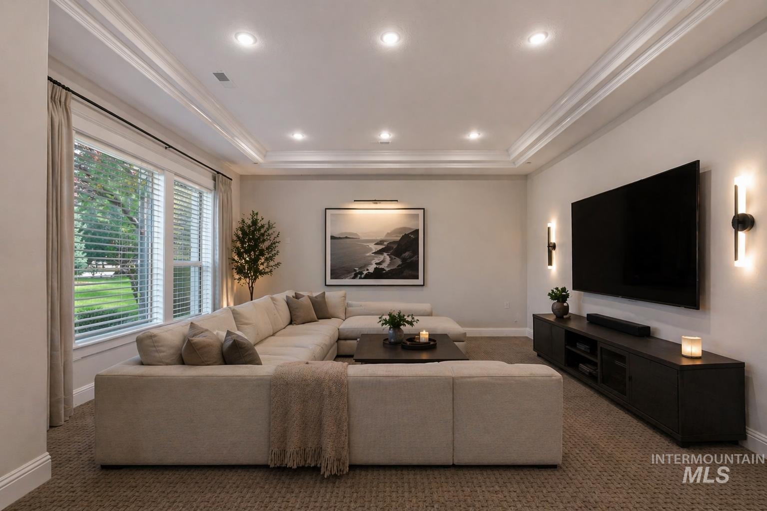 103 S. Alder Ln