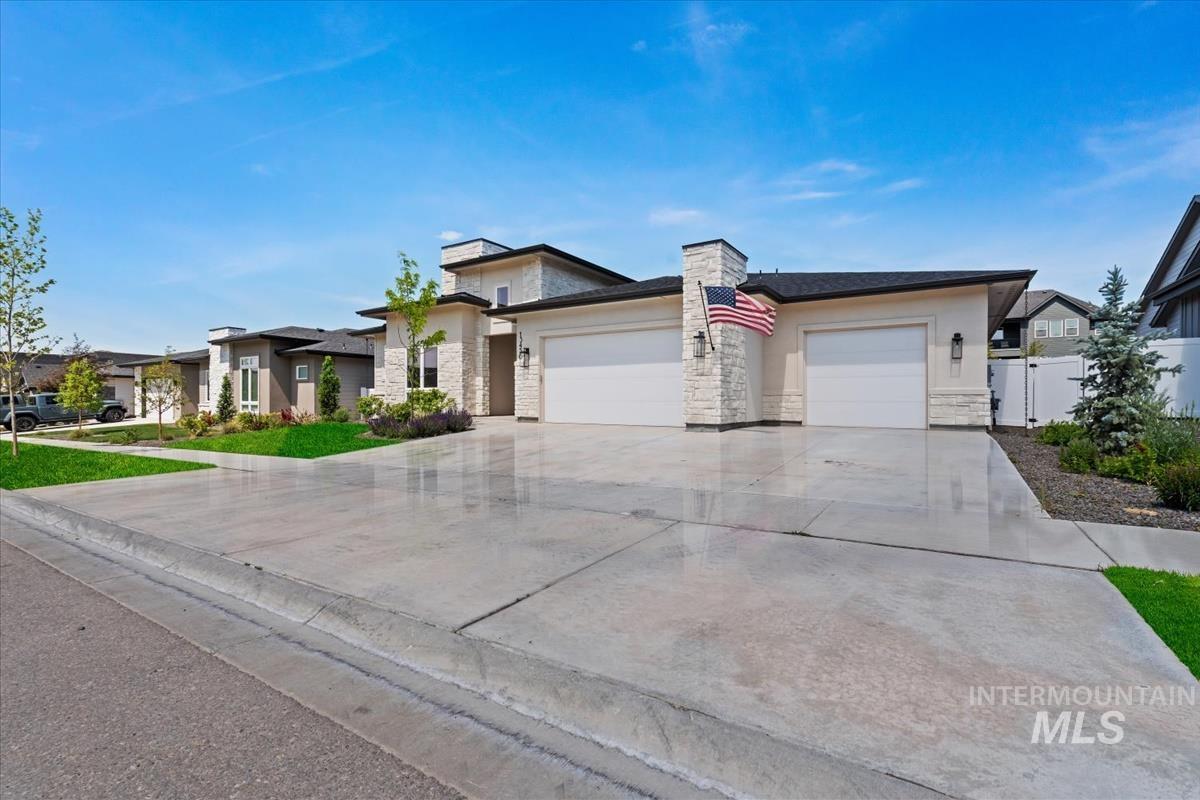 13456 N Tierra Linda Way
