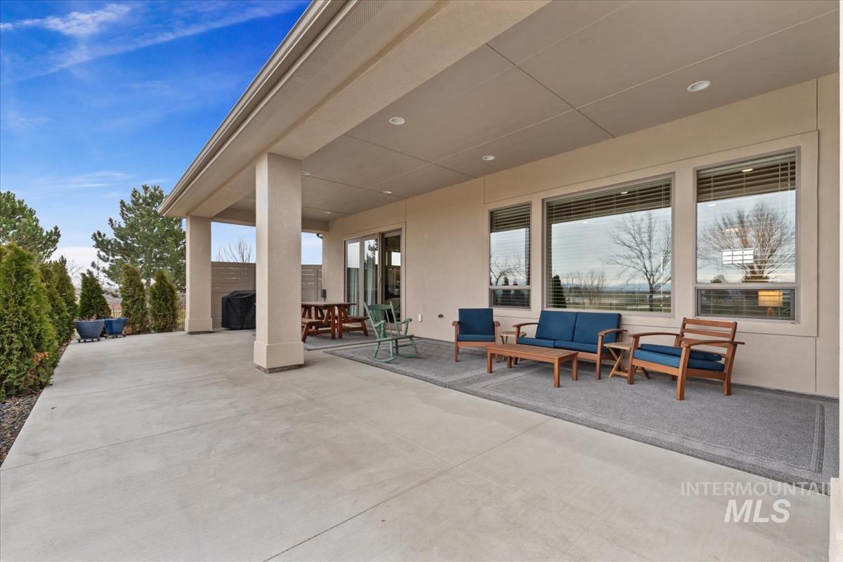 22334 Sirocco Court