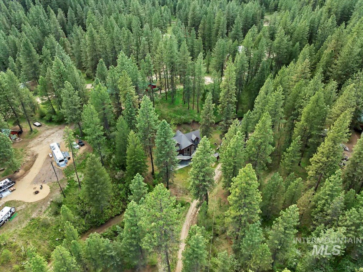 11 Forest Trail