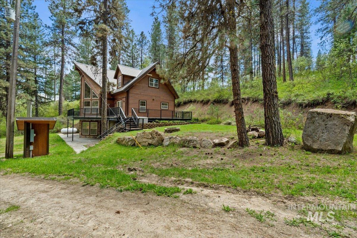 11 Forest Trail