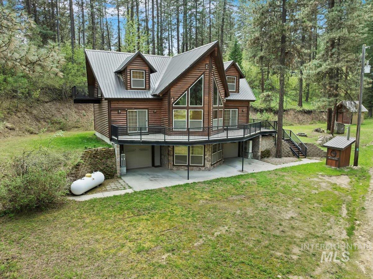11 Forest Trail