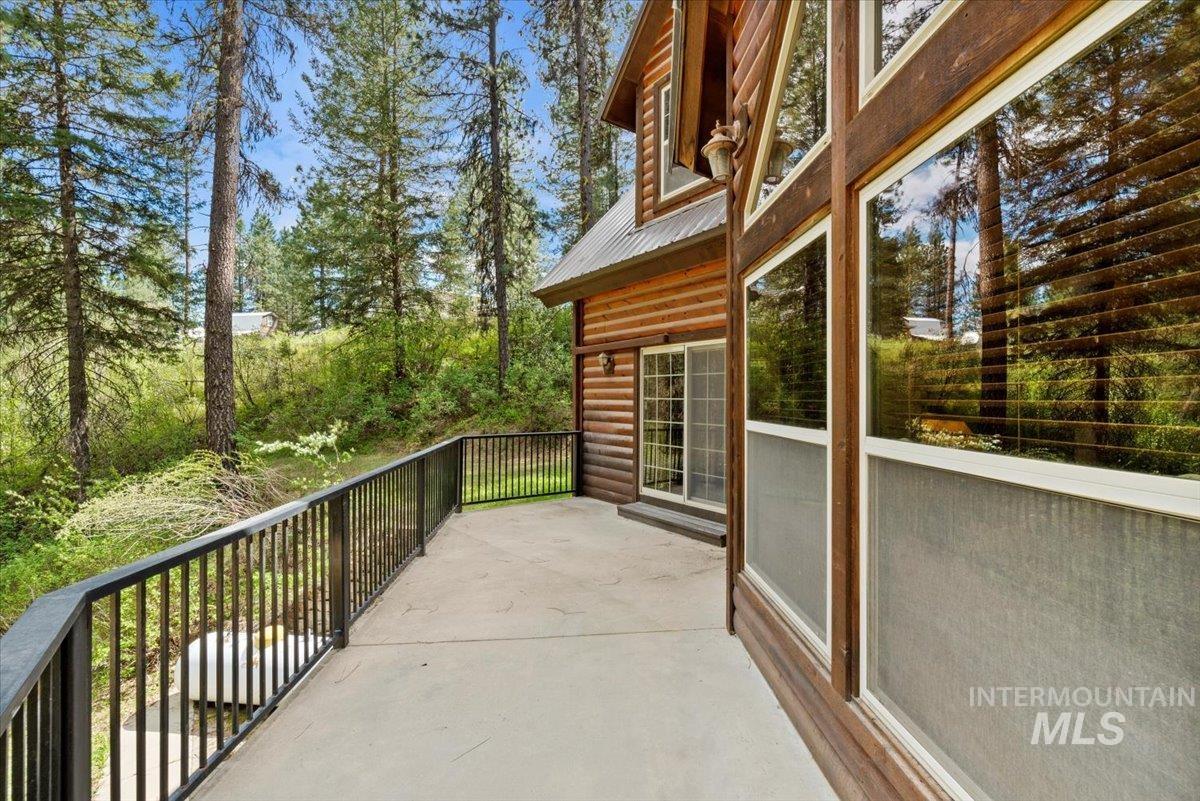 11 Forest Trail