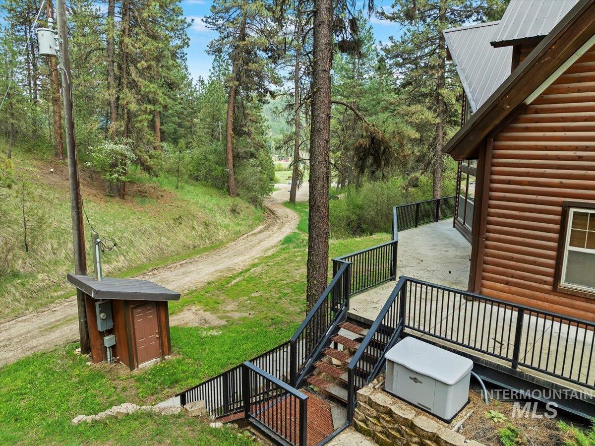 11 Forest Trail