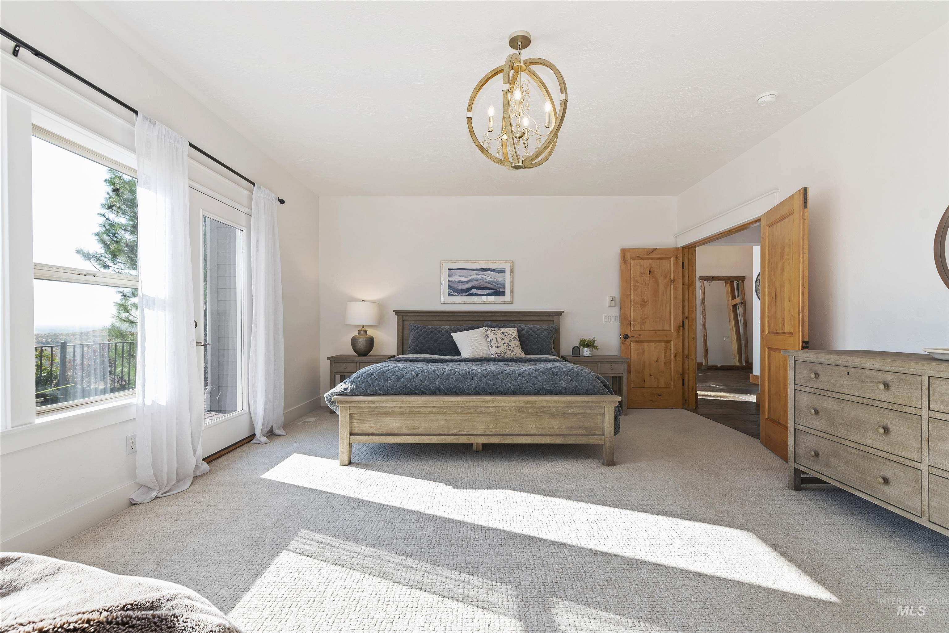 5446 N Highway 16