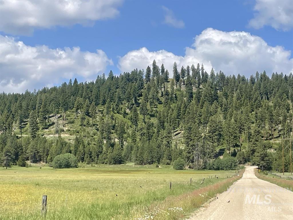 163.21 AC Gray Lane