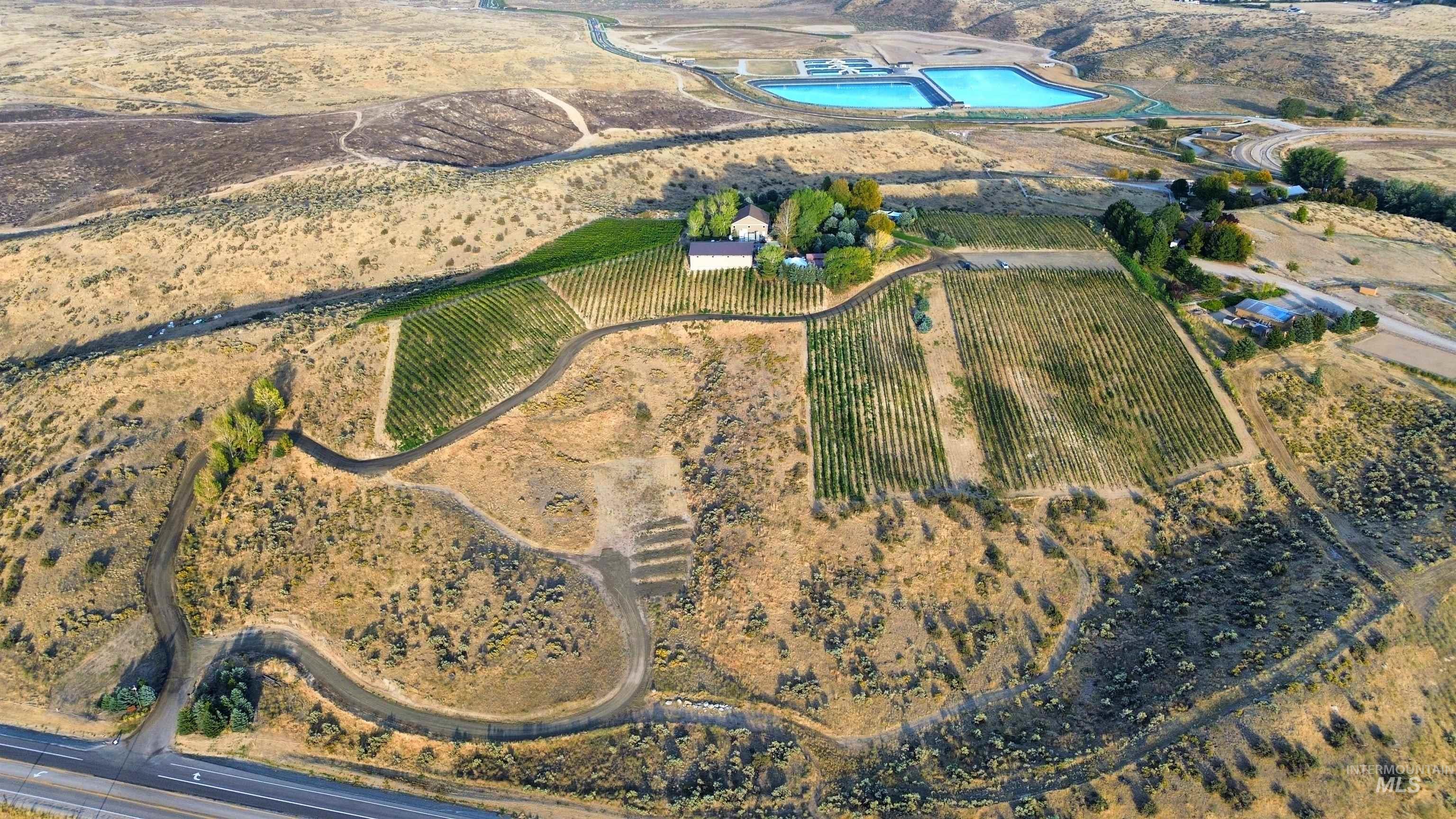5446 N Highway 16