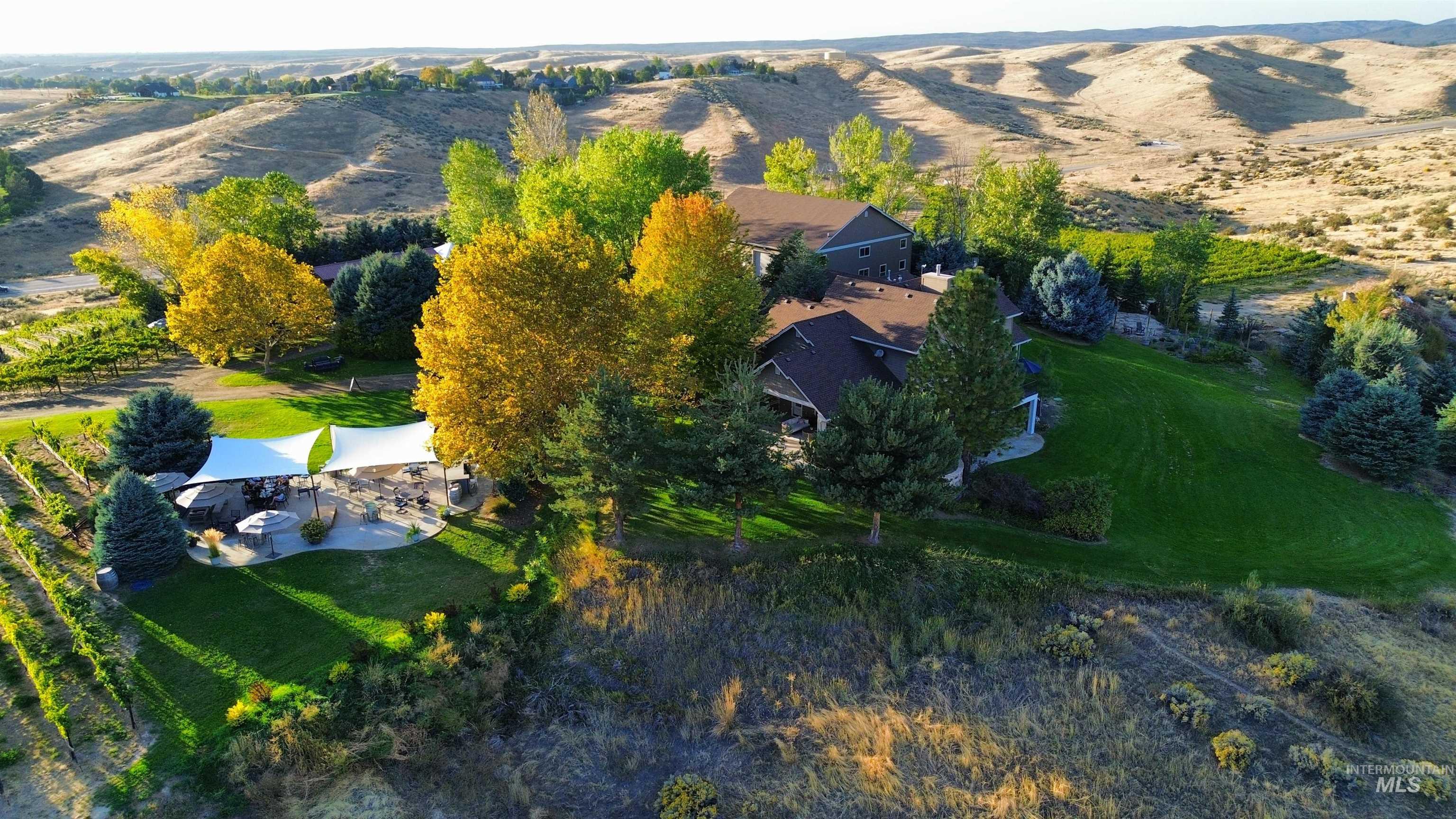 5446 N Highway 16
