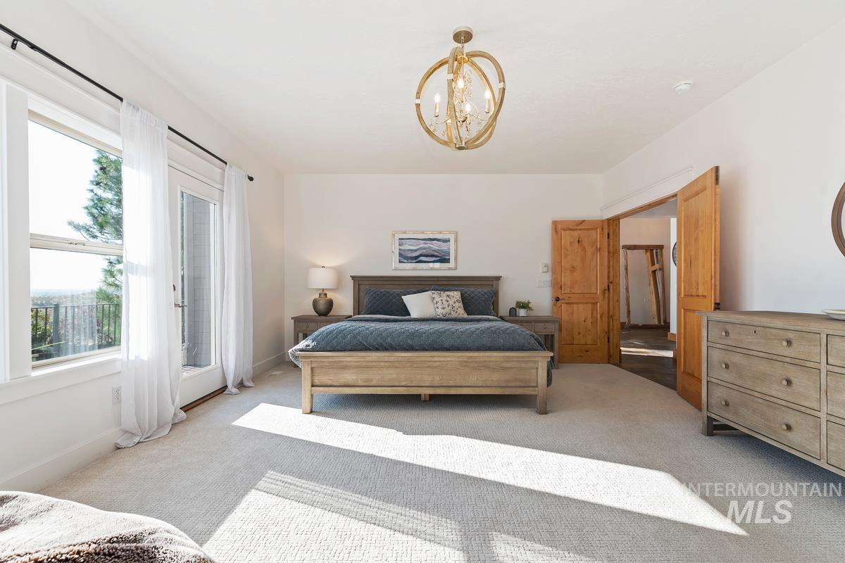 5446 N Highway 16
