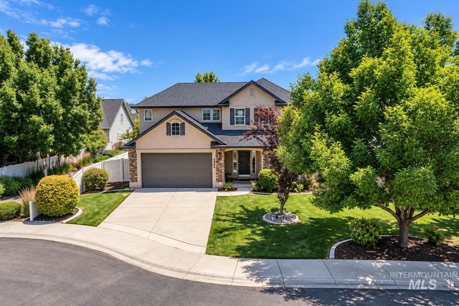2946 N Christian Way