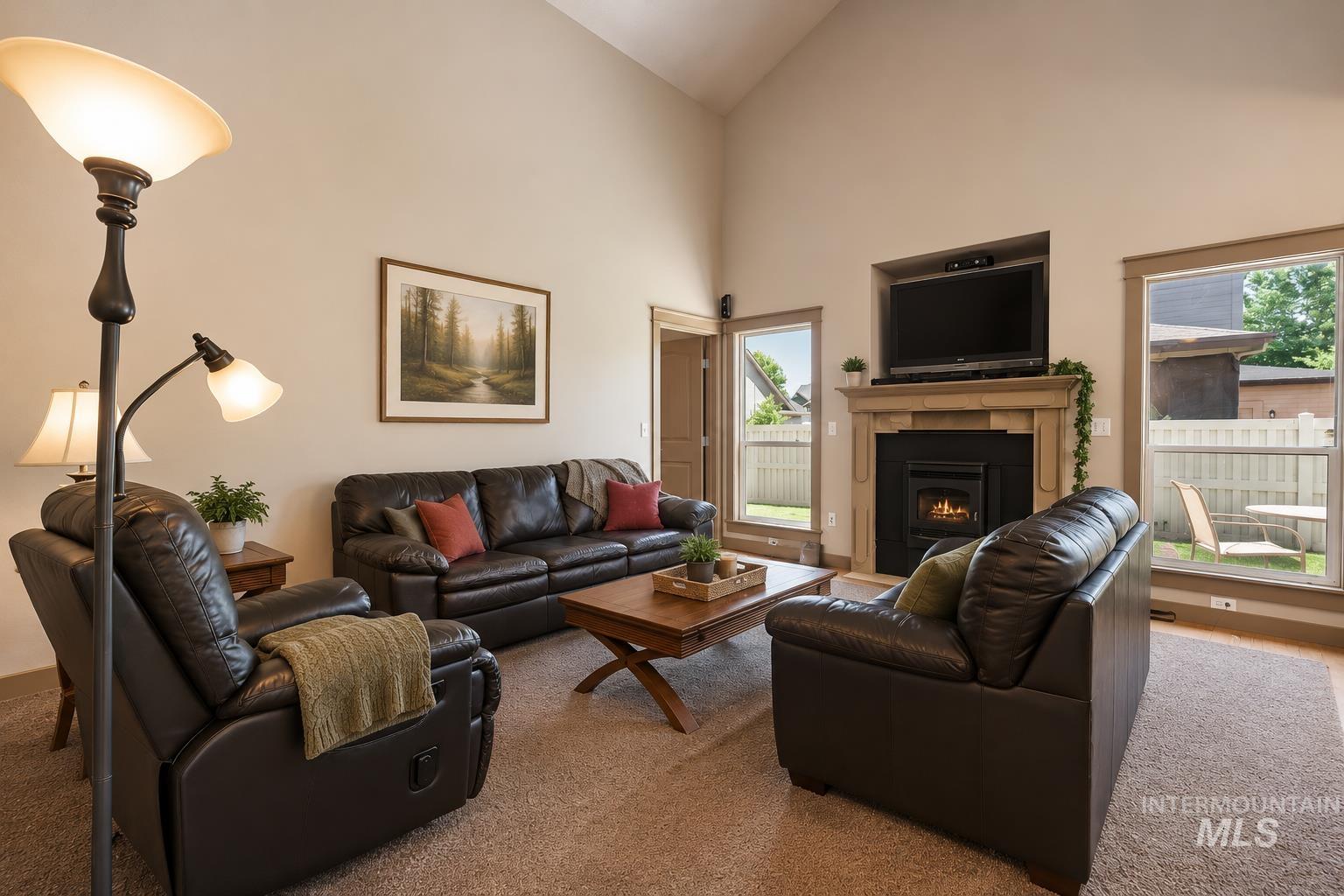 2946 N Christian Way
