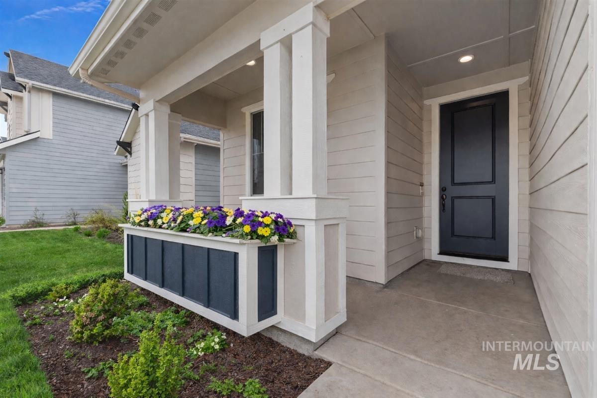 12541 W Shortcreek St.