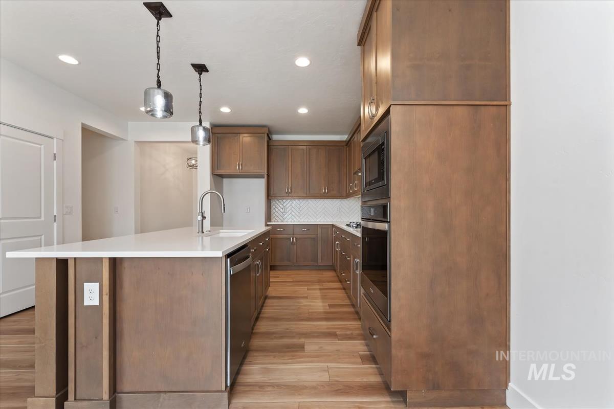 12541 W Shortcreek St.