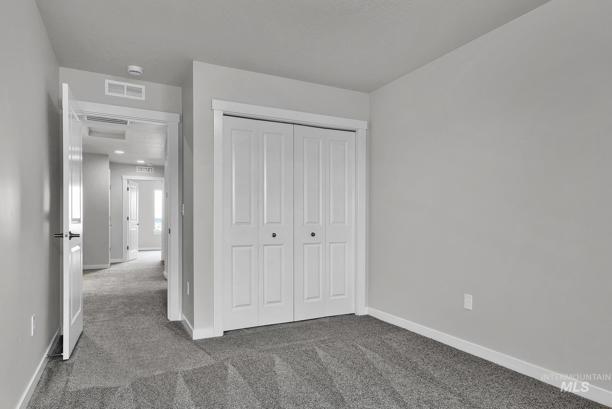 4376 W Topeka St