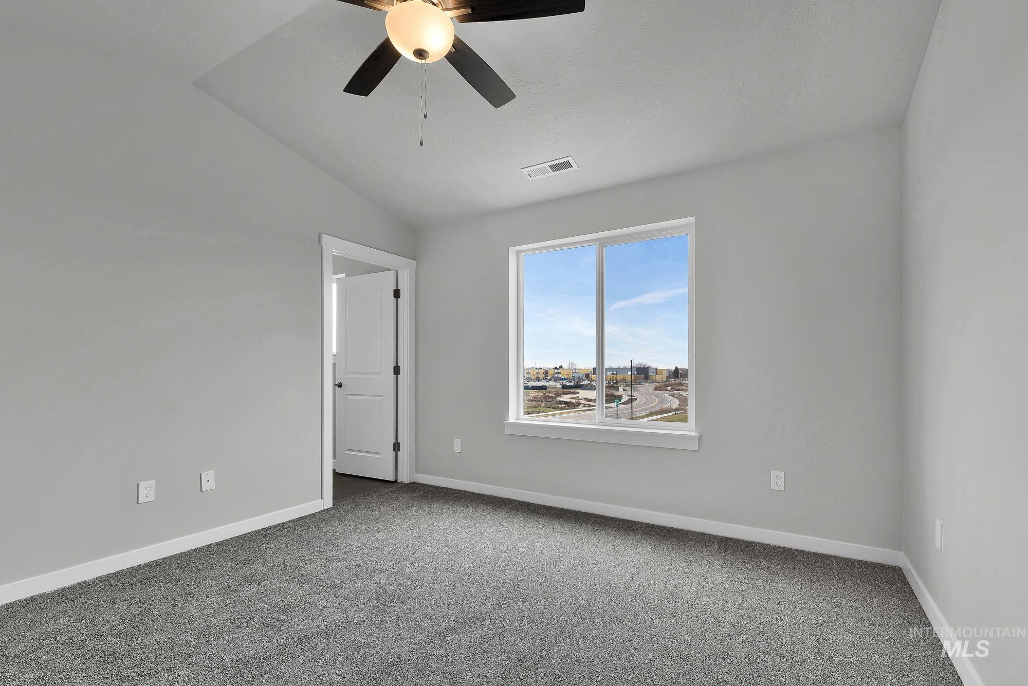 4376 W Topeka St