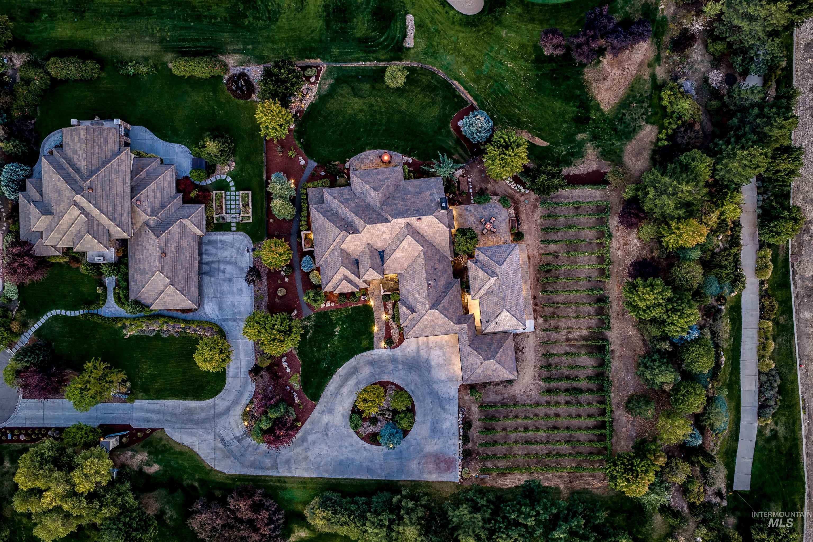 6462 N. Spurwing Ln.