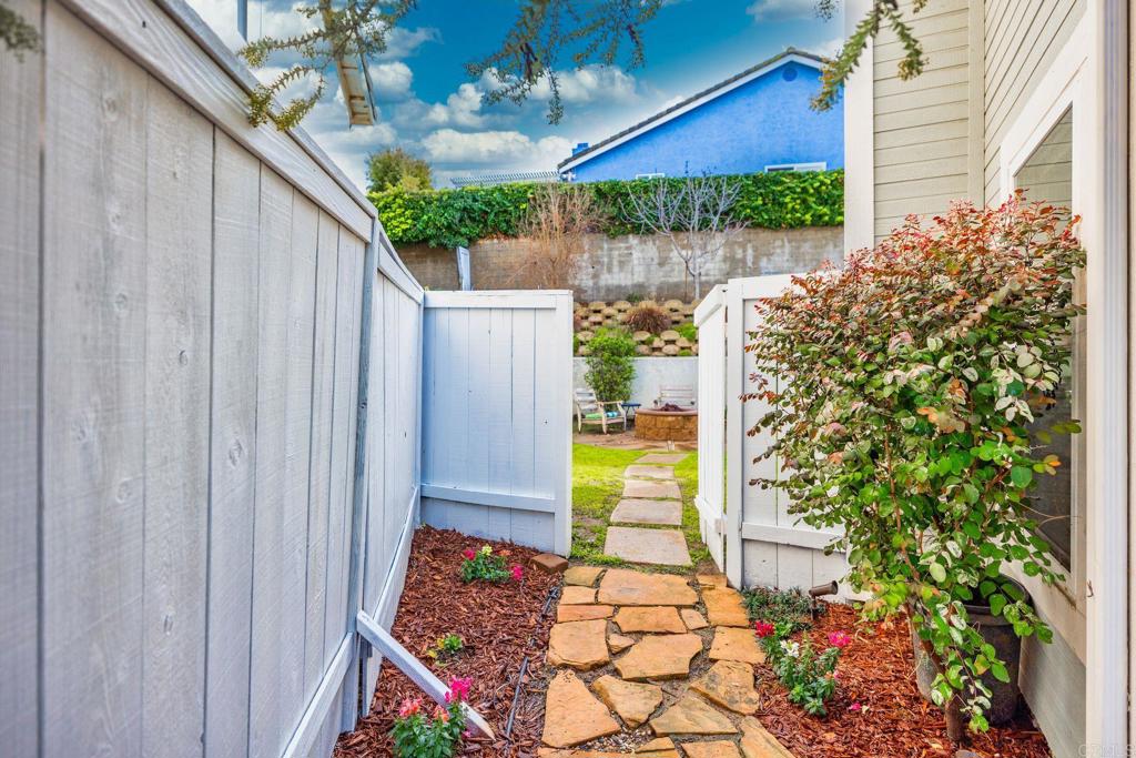 3351 Heather Ridge Court