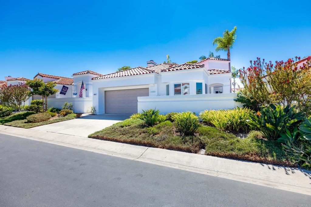 4963 Lamia way