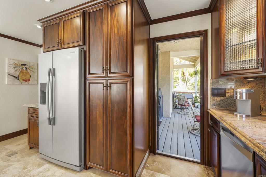 7758 Caminito Monarca 101