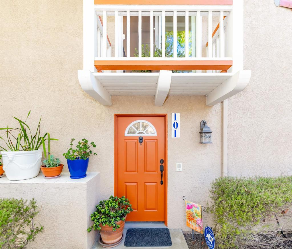 7758 Caminito Monarca 101