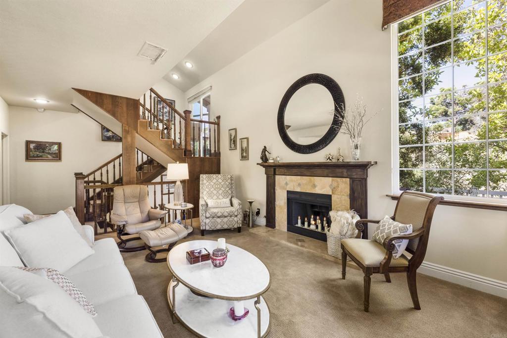 7758 Caminito Monarca 101