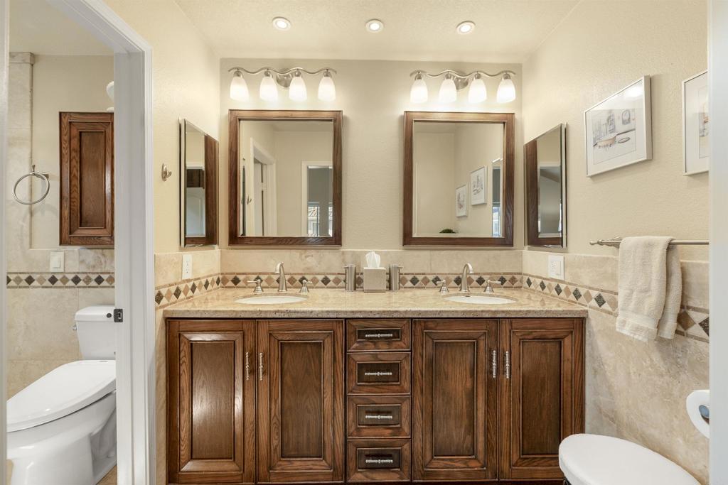 7758 Caminito Monarca 101