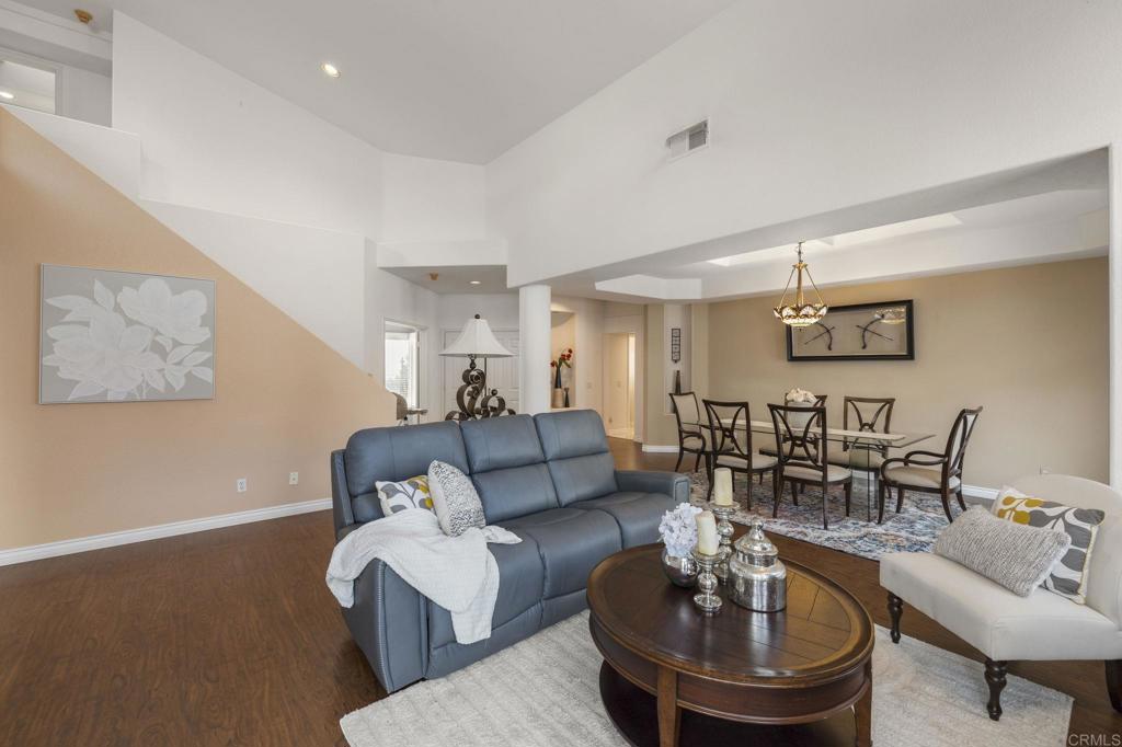 4969 Lamia Way