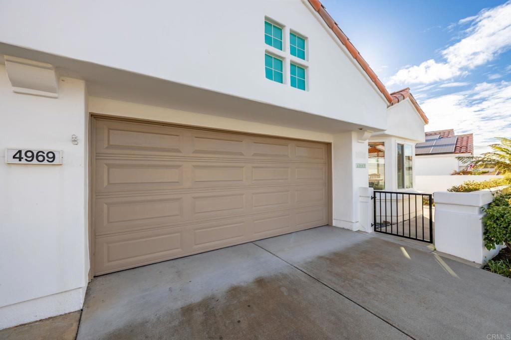 4969 Lamia Way
