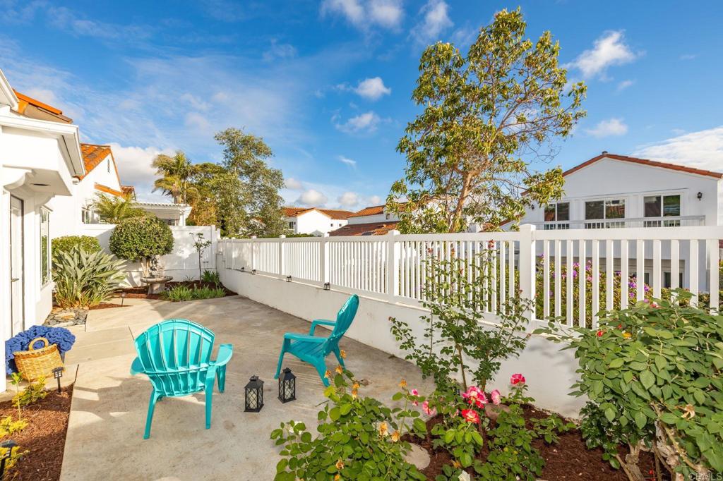 4969 Lamia Way