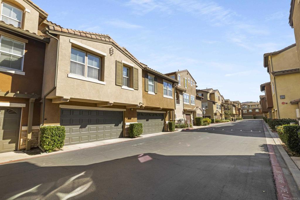 10214 Daybreak Lane Unit: 2