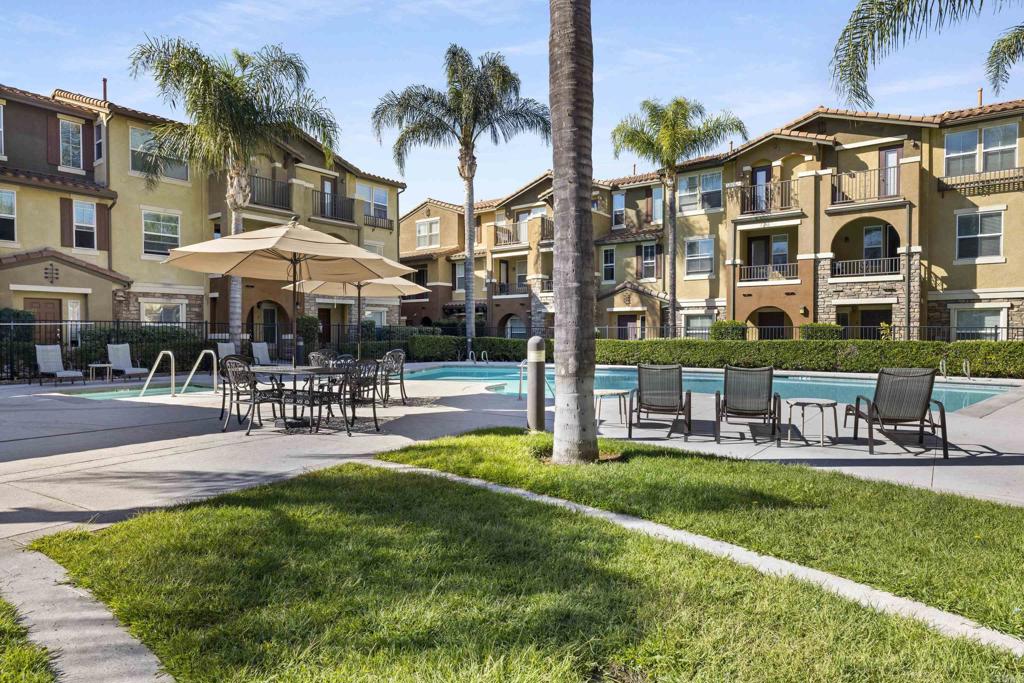 10214 Daybreak Lane Unit: 2