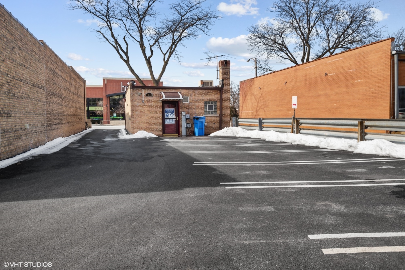 1033 Waukegan Road