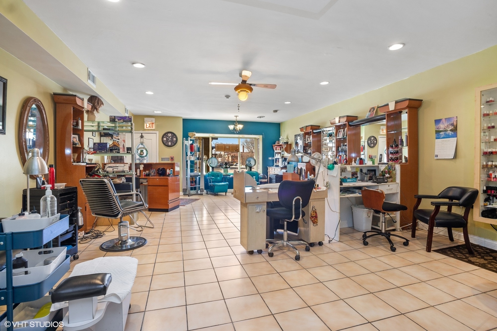 1033 Waukegan Road