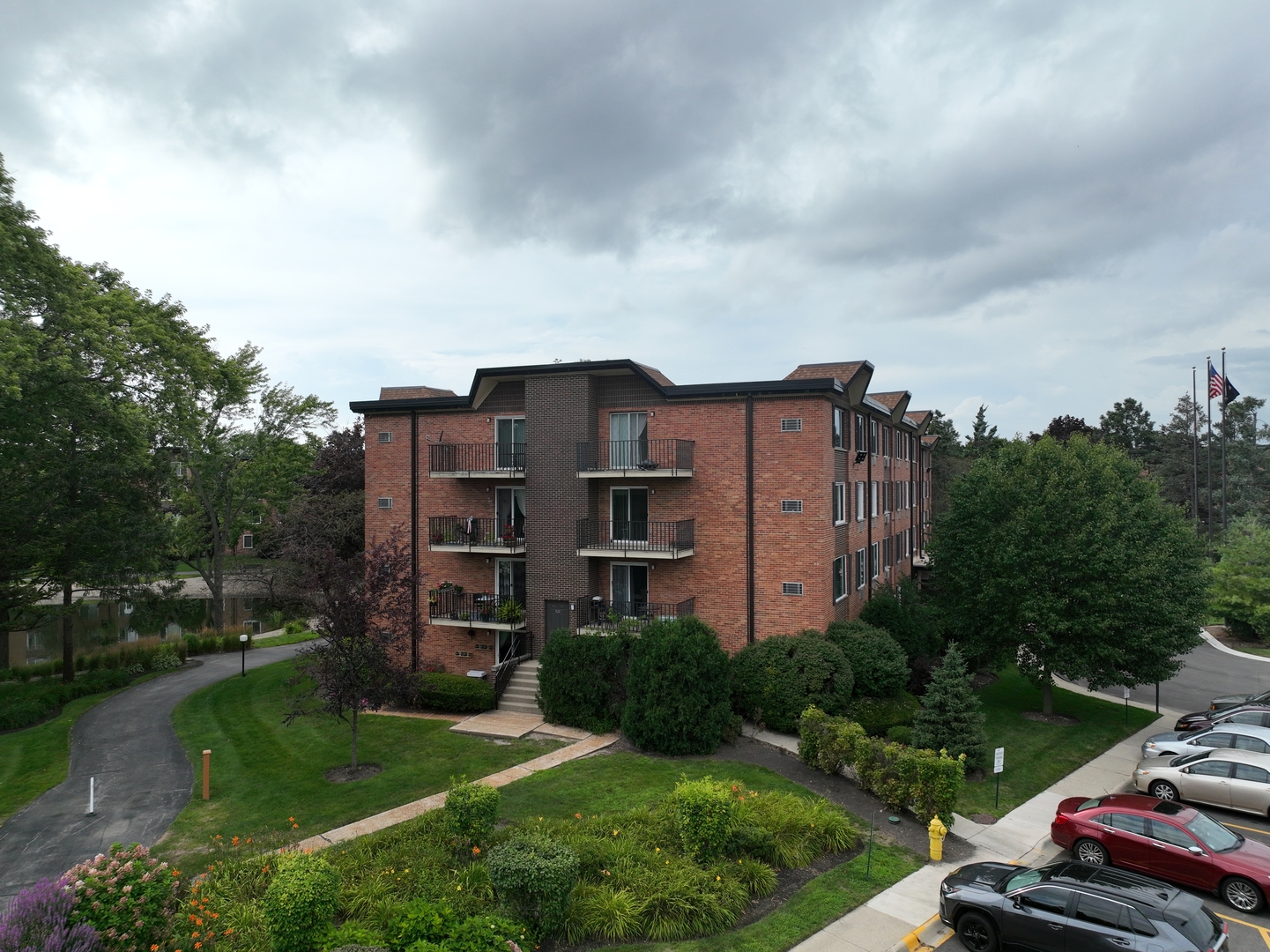 1126 S New Wilke Road Unit: 208