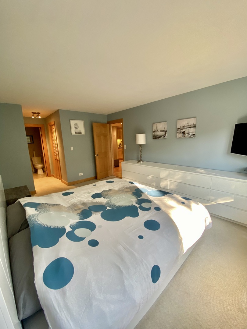 1126 S New Wilke Road Unit: 208