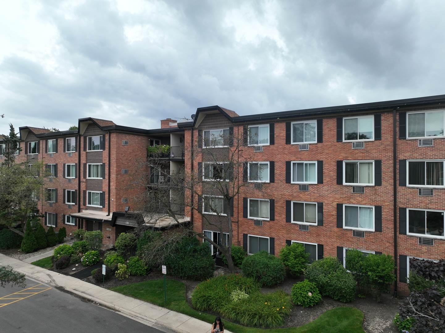 1126 S New Wilke Road Unit: 208