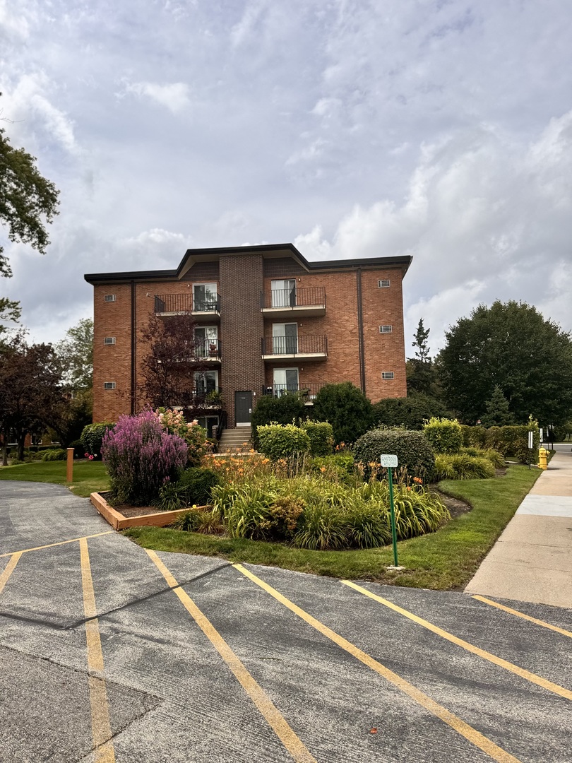 1126 S New Wilke Road Unit: 208