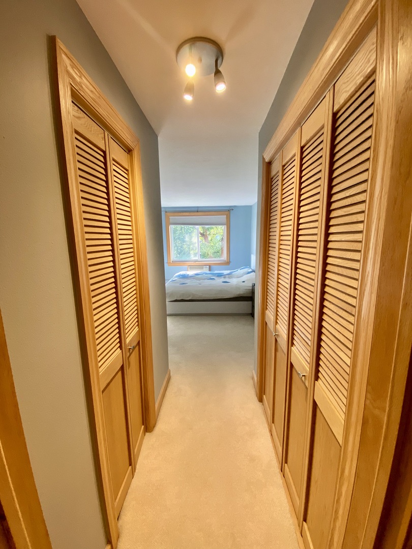 1126 S New Wilke Road Unit: 208