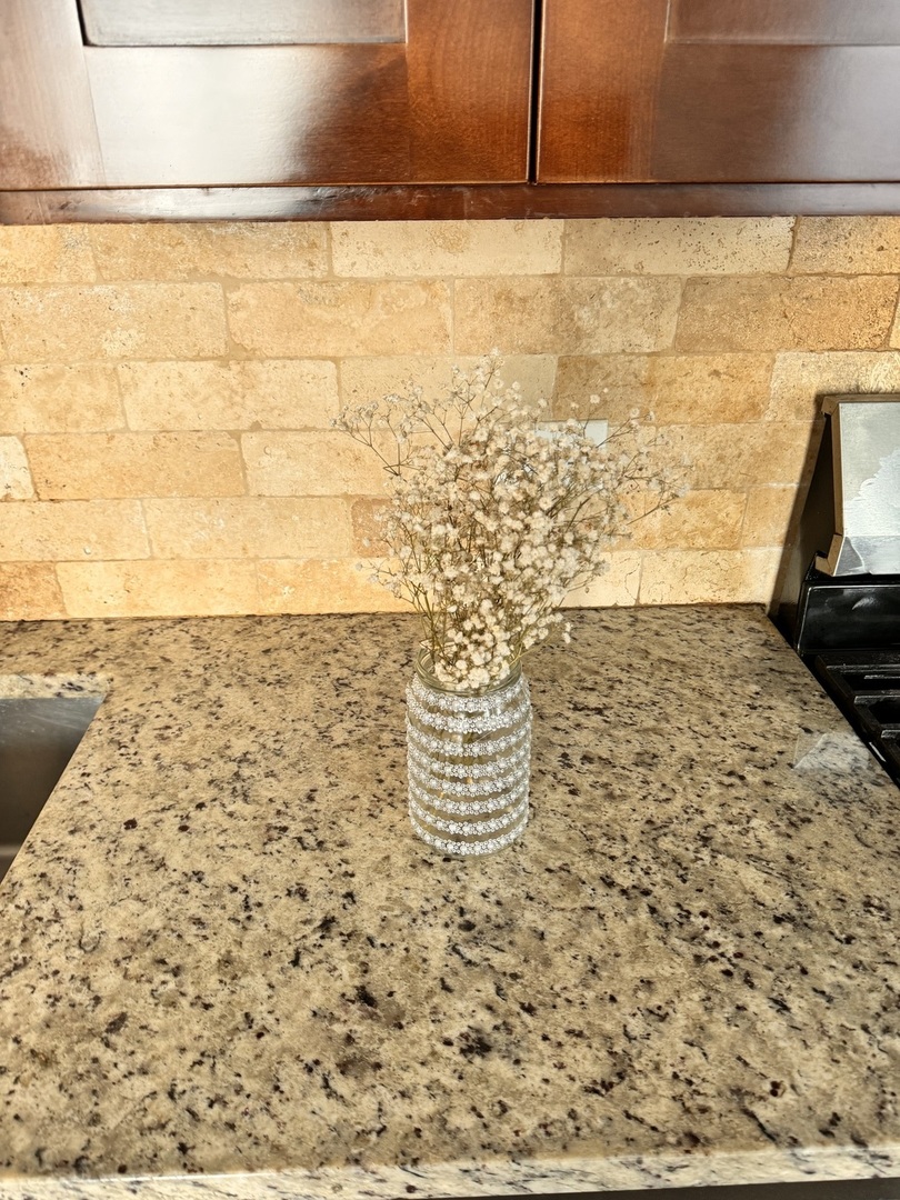 5040 W Berenice Avenue