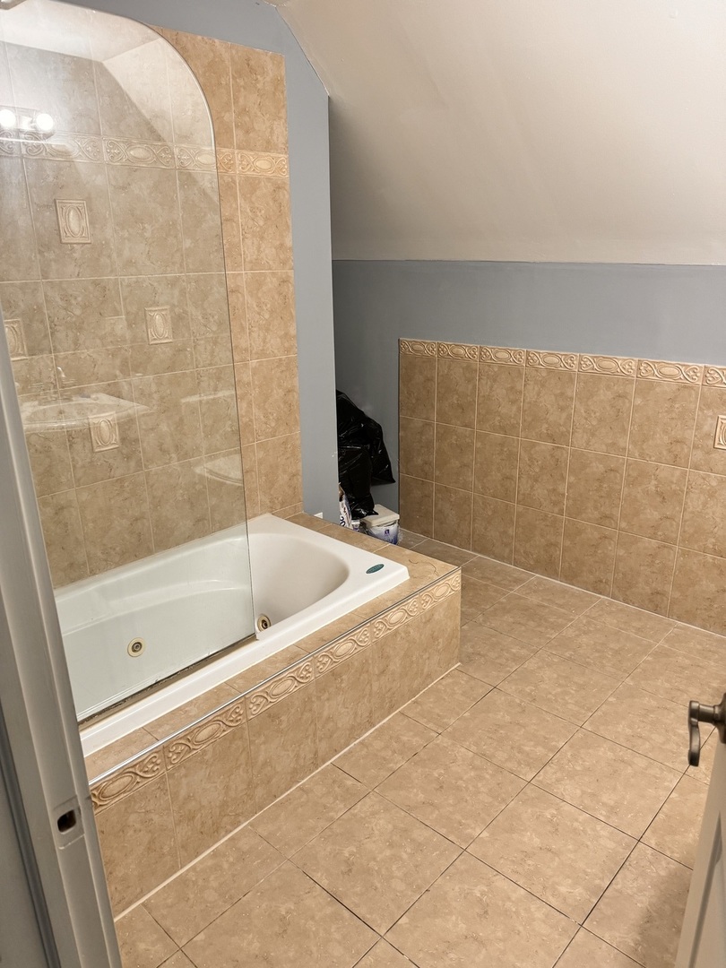 5040 W Berenice Avenue