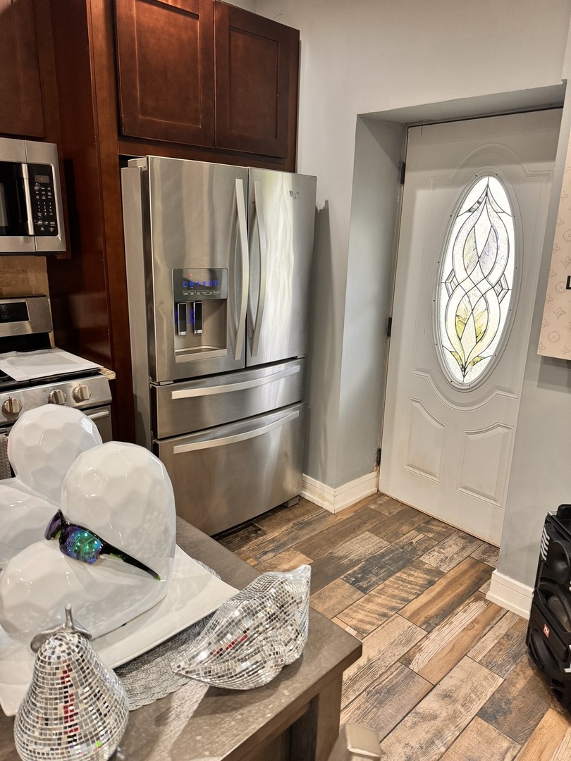 5040 W Berenice Avenue