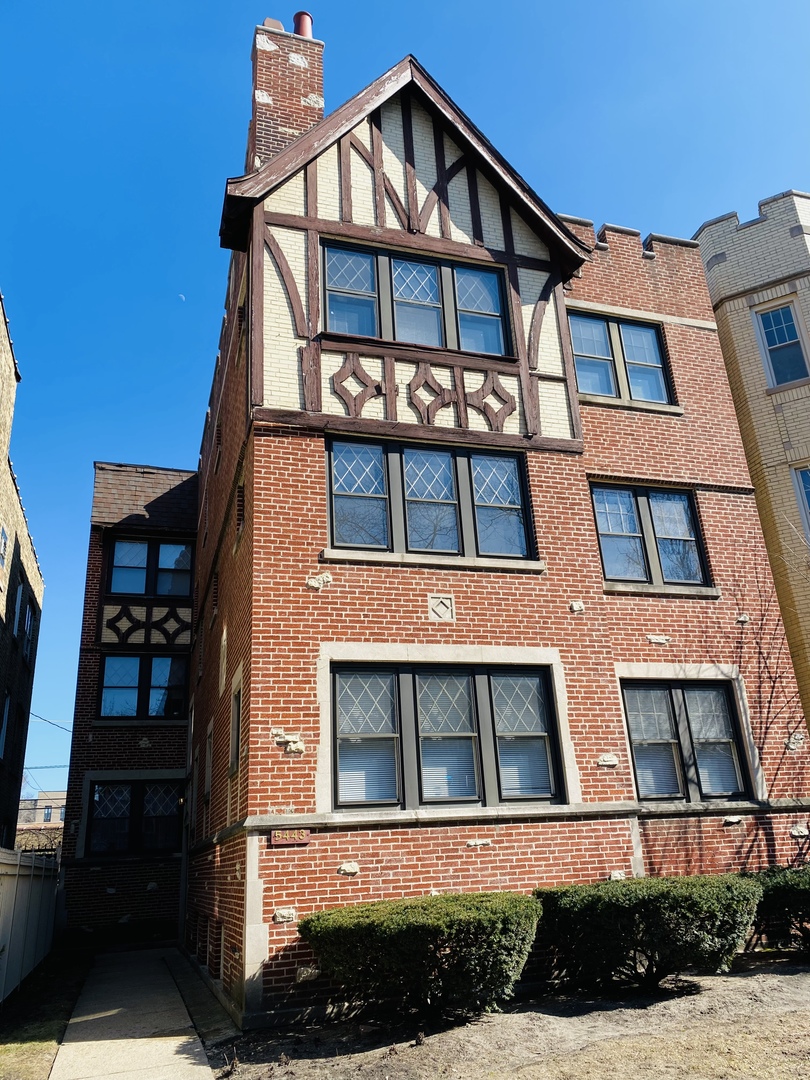 5443 N Campbell Avenue Unit: 3W