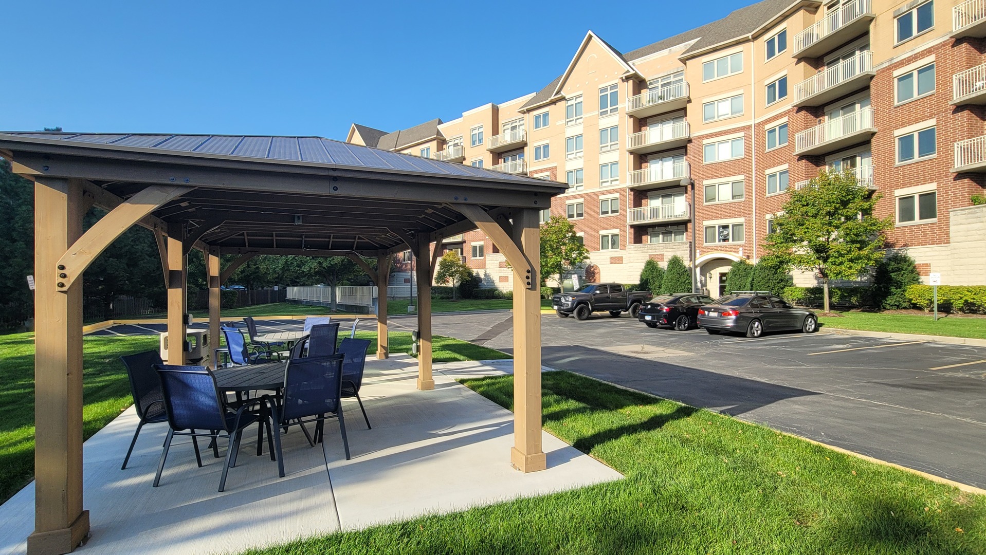 8300 Concord Drive Unit: 514