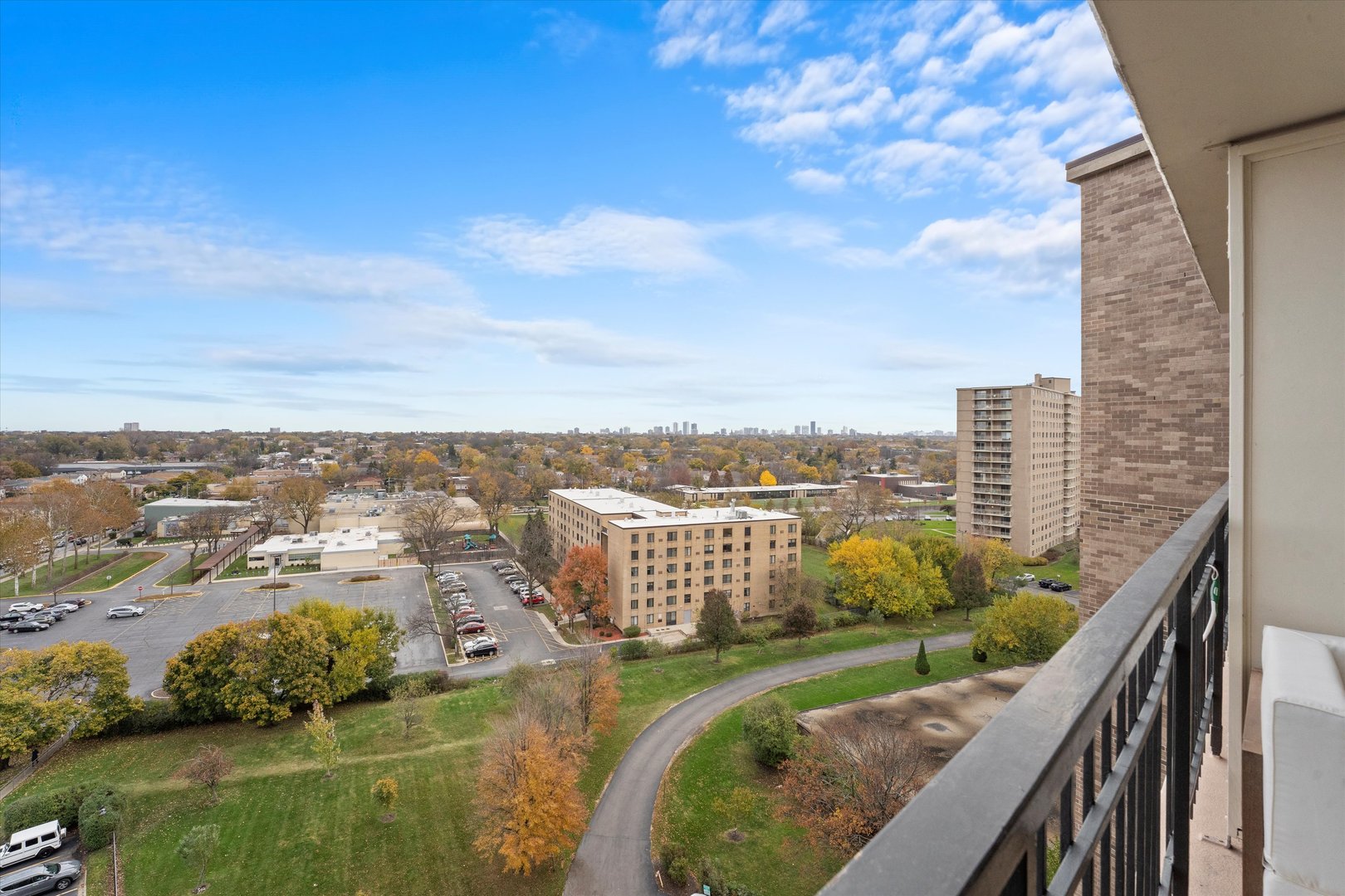 7141 N Kedzie Avenue Unit: 1212