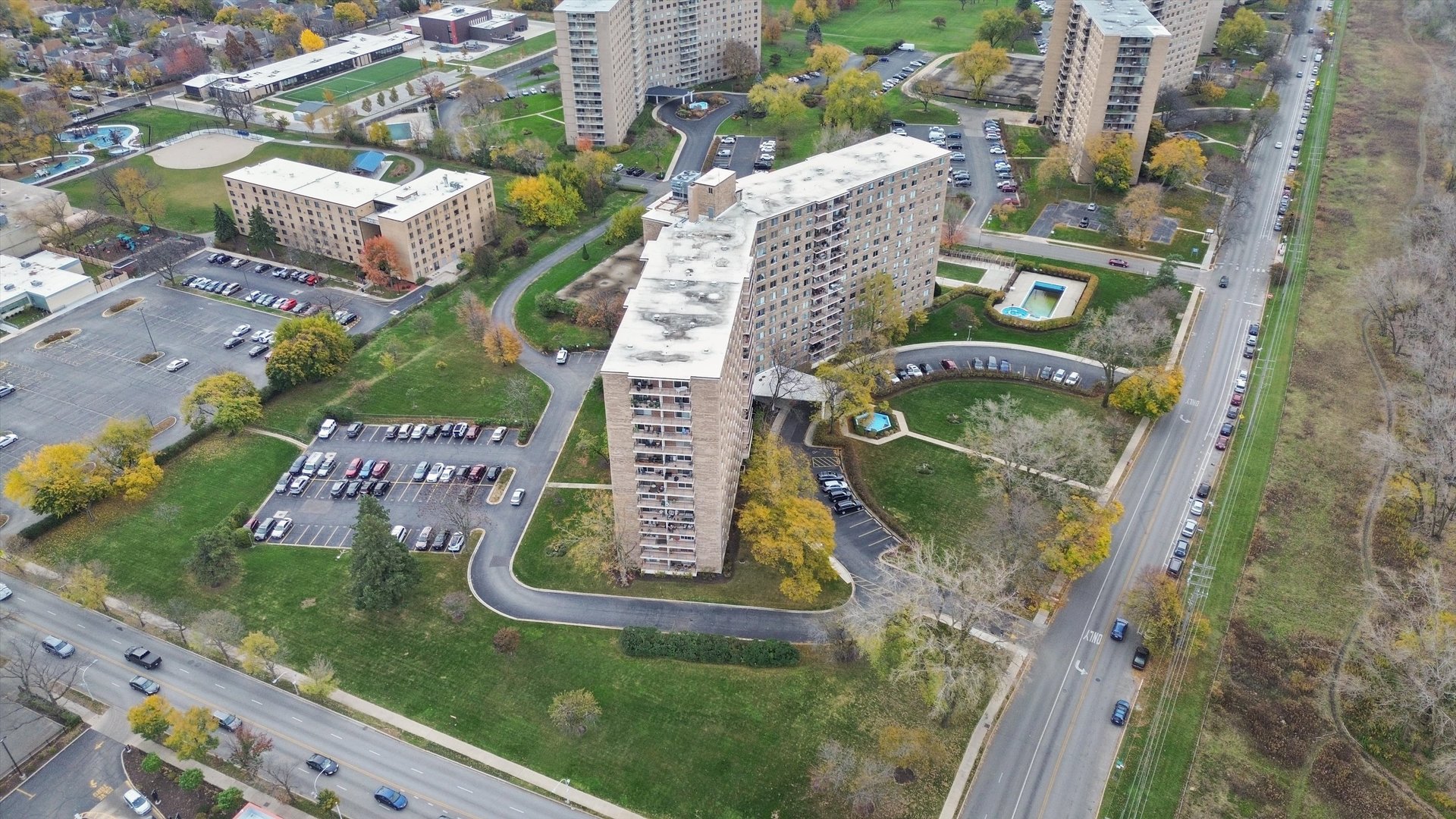 7141 N Kedzie Avenue Unit: 1212