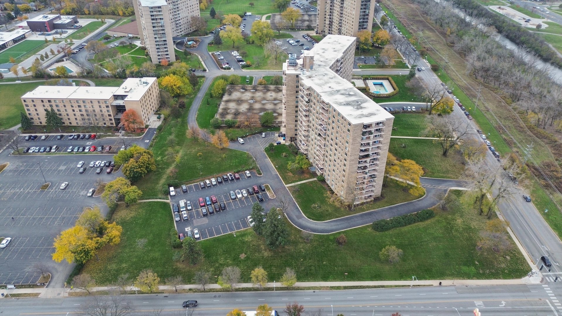 7141 N Kedzie Avenue Unit: 1212