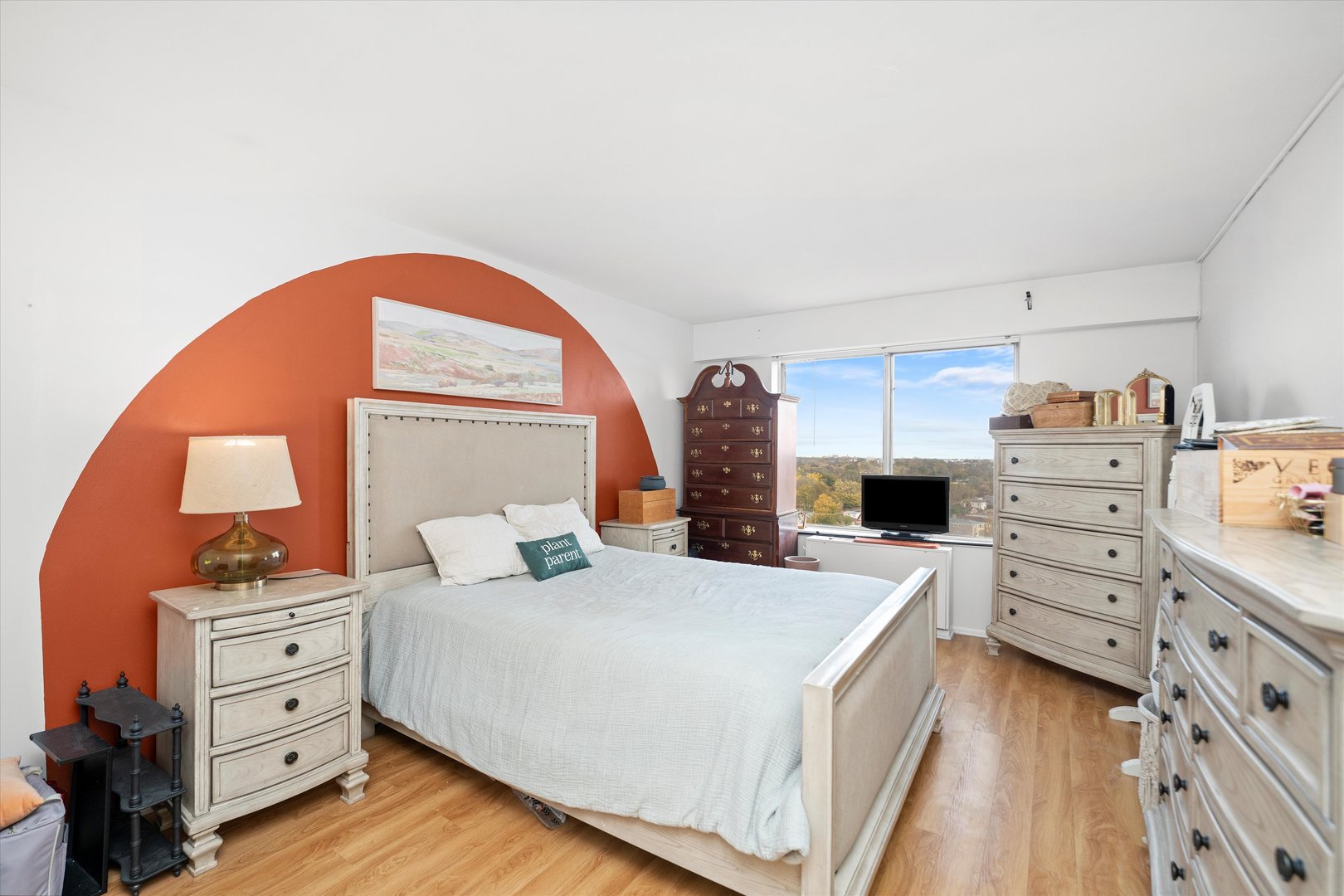 7141 N Kedzie Avenue Unit: 1212