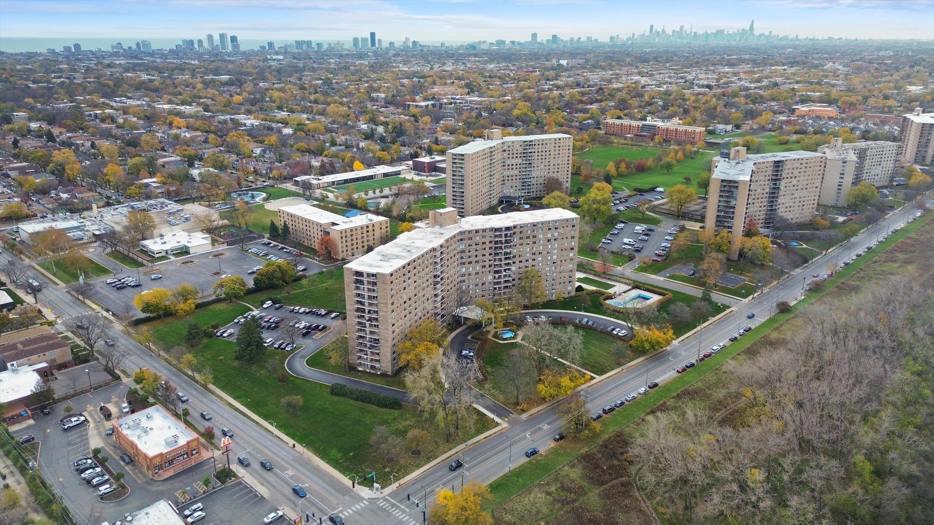 7141 N Kedzie Avenue Unit: 1212